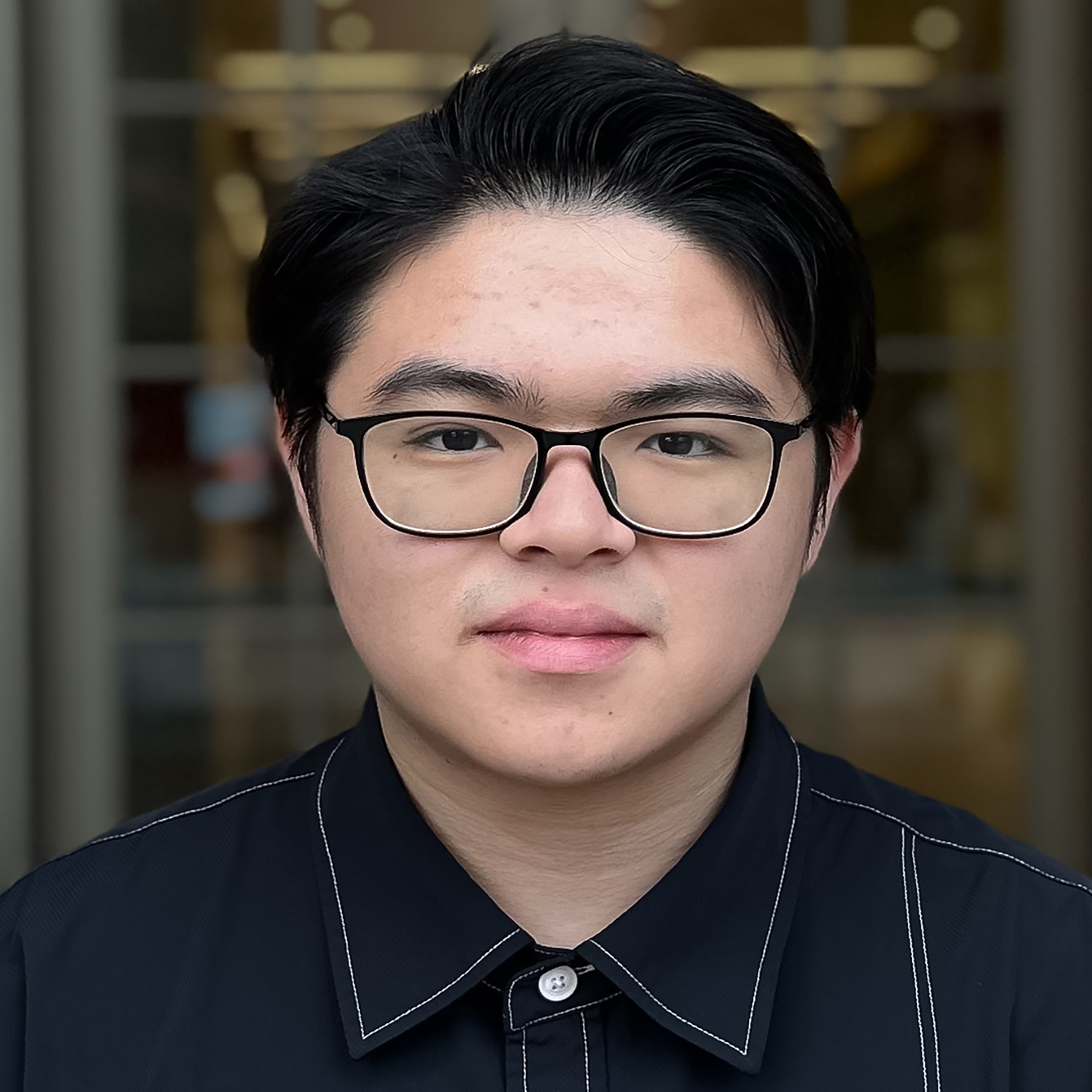 Linfeng Hu